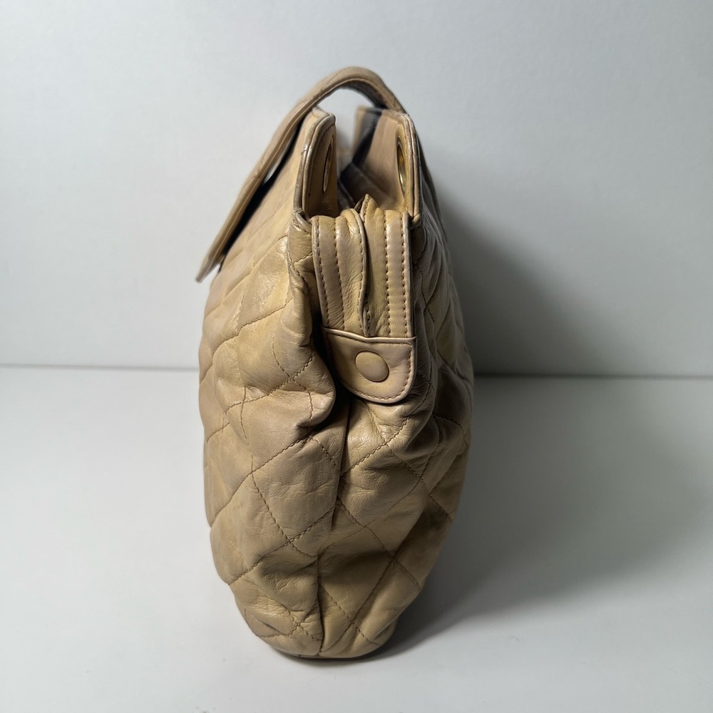 Chanel CC Vintage Beige Quilted Matelasse Charm Chain Link Shoulder Bag Tote - Picture 6 of 14